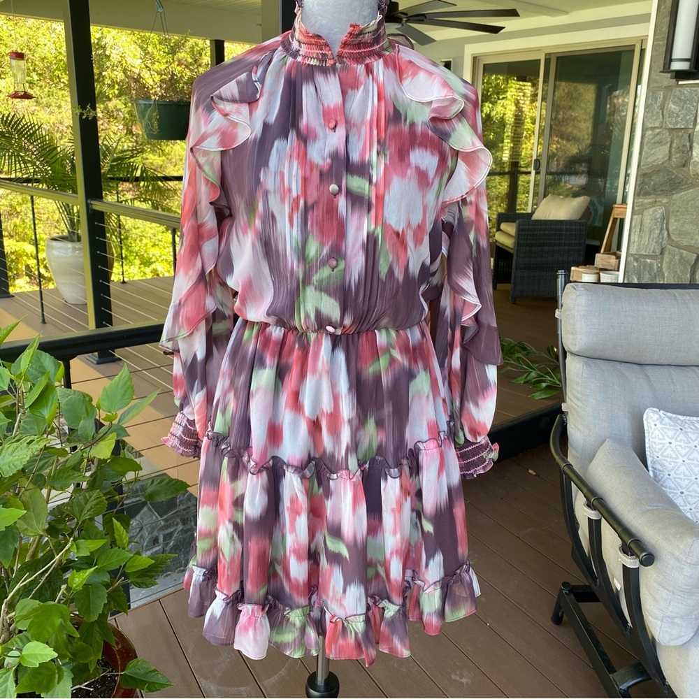 💕Sachin + Babi. 💕Beautiful —Multicolor Smocked Dress. Size S 💕